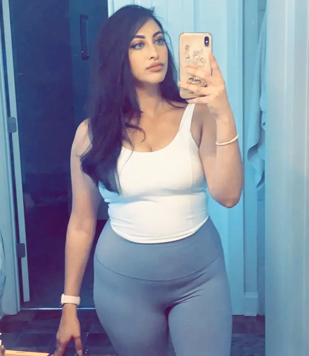 I love tops that I can wear without a bra 🤪