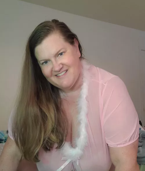 I love wearing pink 💗 💋 [49F]