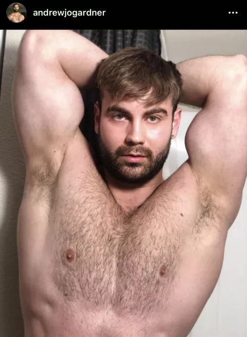 I love when guys do this pose I love when guys do this pose