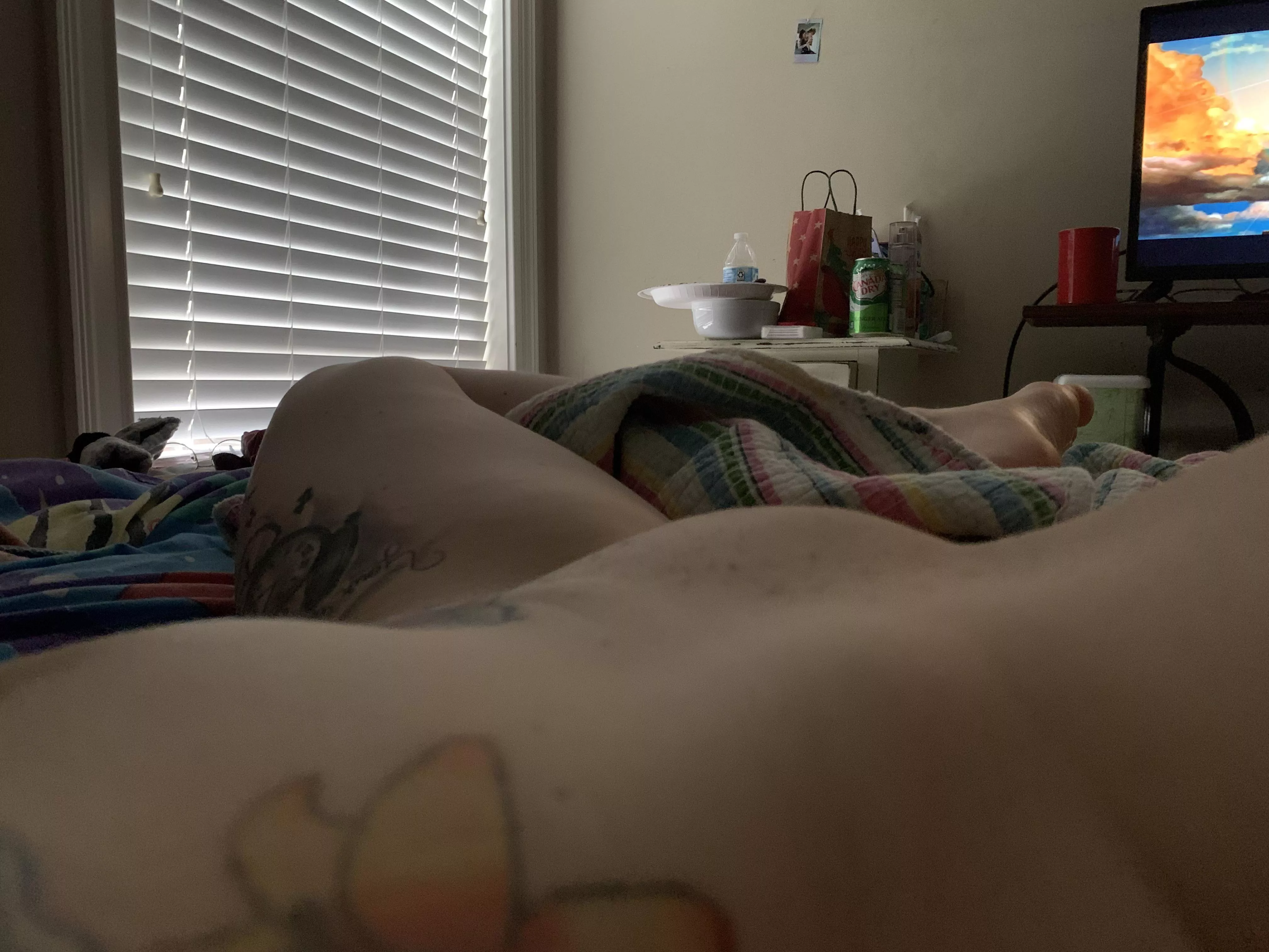 I love when my gf loves to lay naked with me 😍