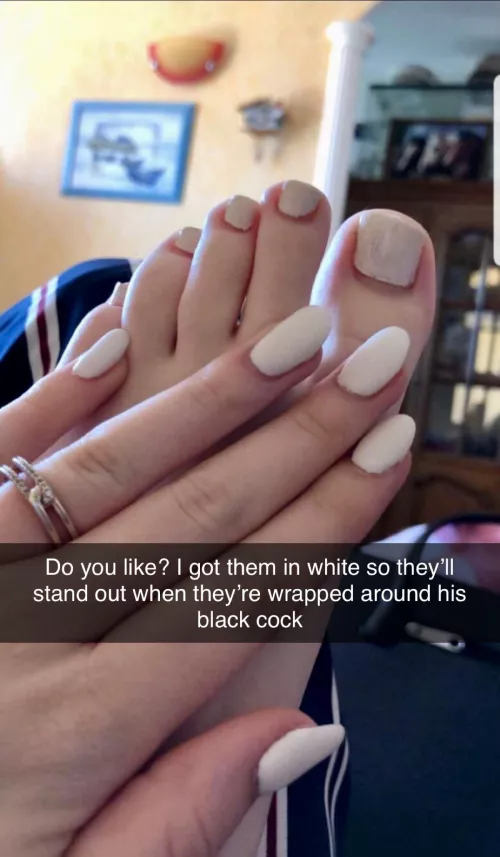 I love when she shows her wedding ring in the pics she sends I love when she shows her wedding ring in the pics she sends