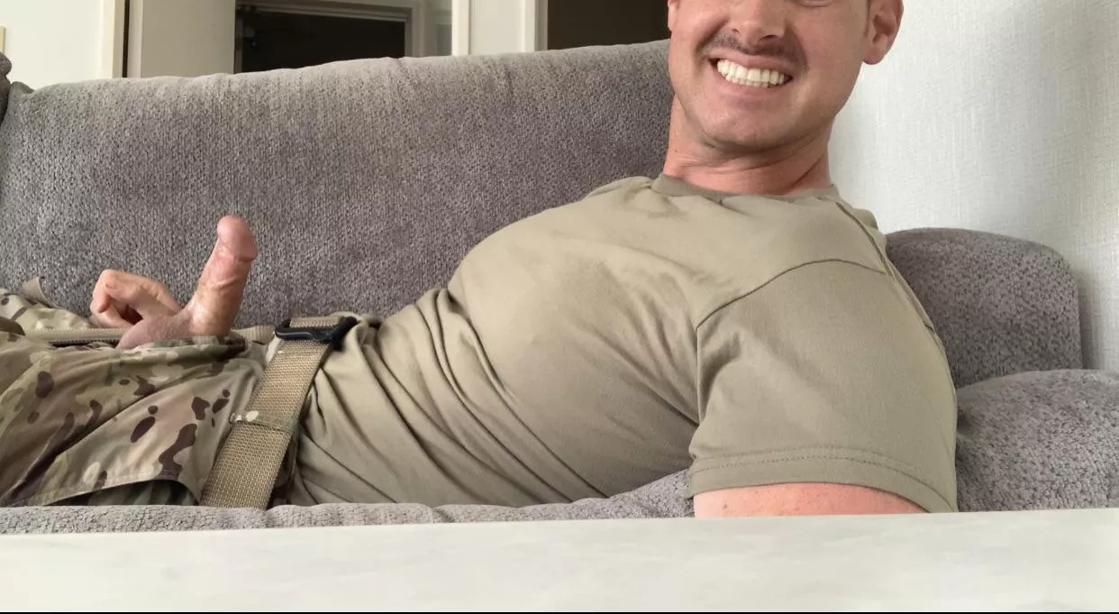 I may have an average cock but I have a big smile 😁