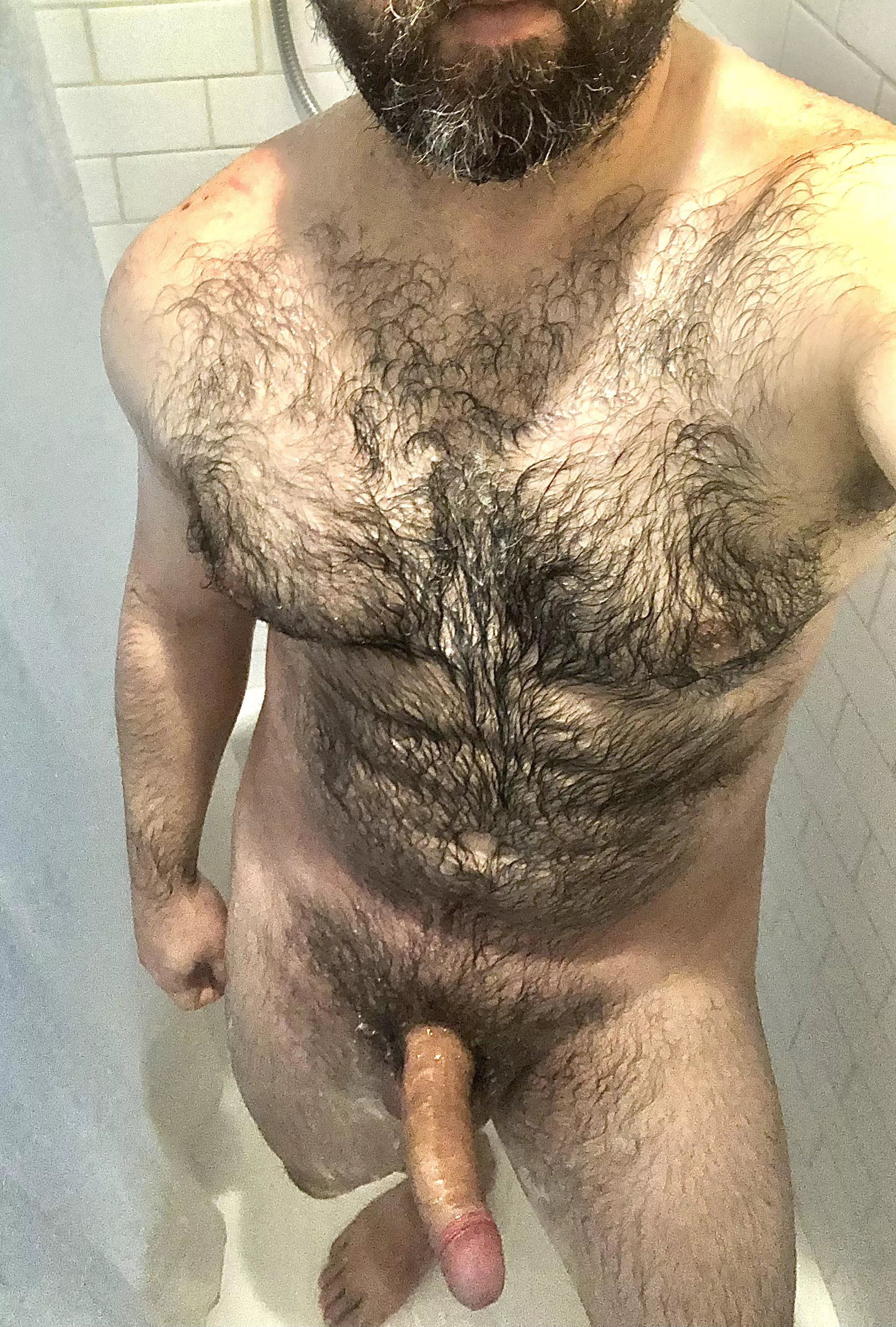 I may look clean, but this hairy, hung Dad is very dirty.(41)