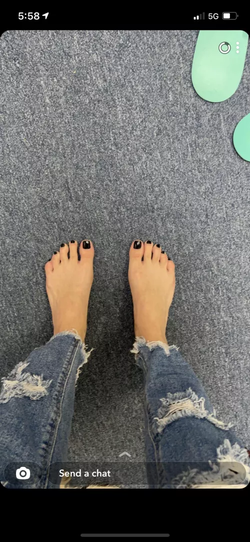 I mean, itβs not nsfw but they are still pretty. Right?