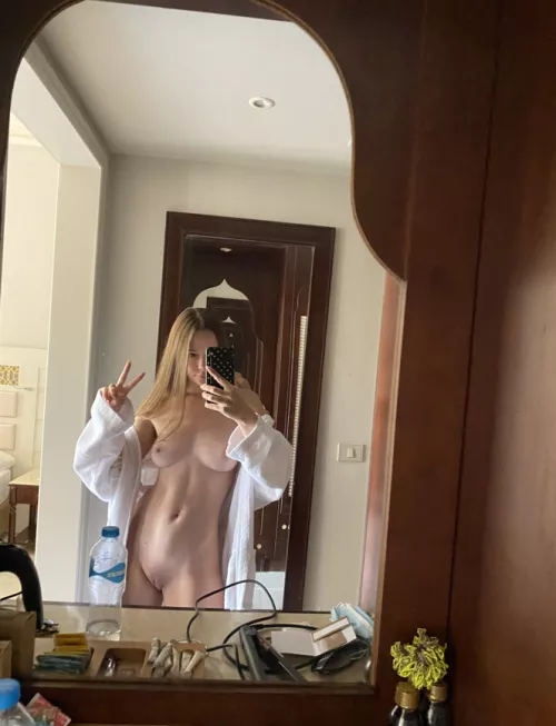I might be tiny but I would fuck any older guy here x I might be tiny but I would fuck any older guy here x