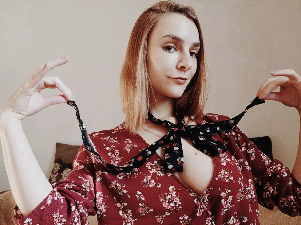 i miss the elegant neck bows fashion from previous years i miss the elegant neck bows fashion from previous years