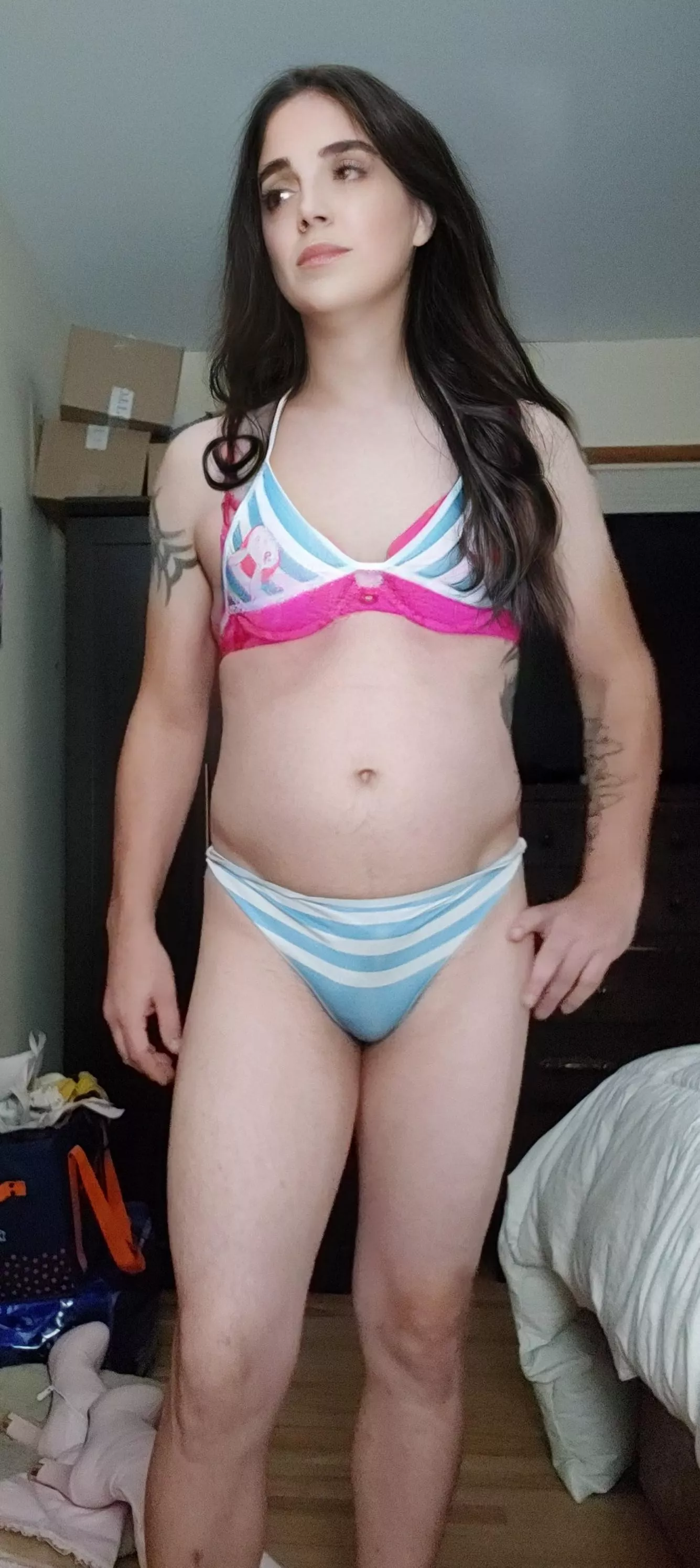 I need a boyfriend, any takers? I need a boyfriend, any takers?