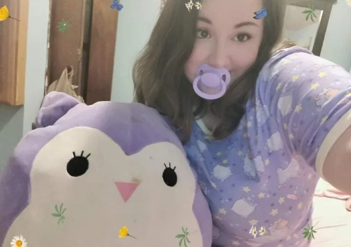 I need help going into little space 🥺 I just had a really bad panic attack and I'm still anxious