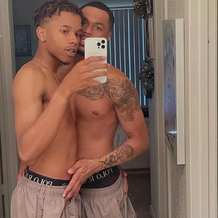 I need me some love and nice camera poses I need me some love and nice camera poses