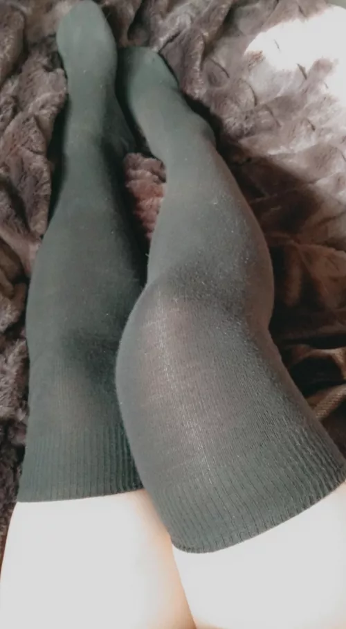 I need new thigh highs 🥺