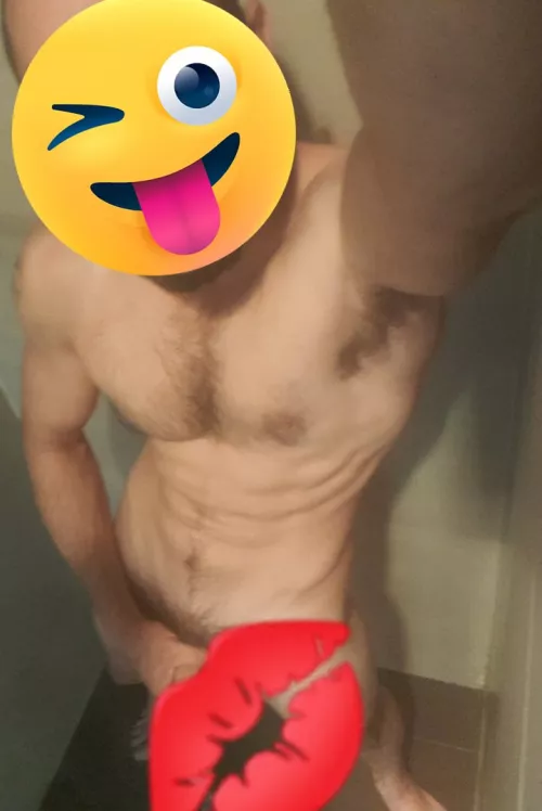 I need some help soaping my back💆💦