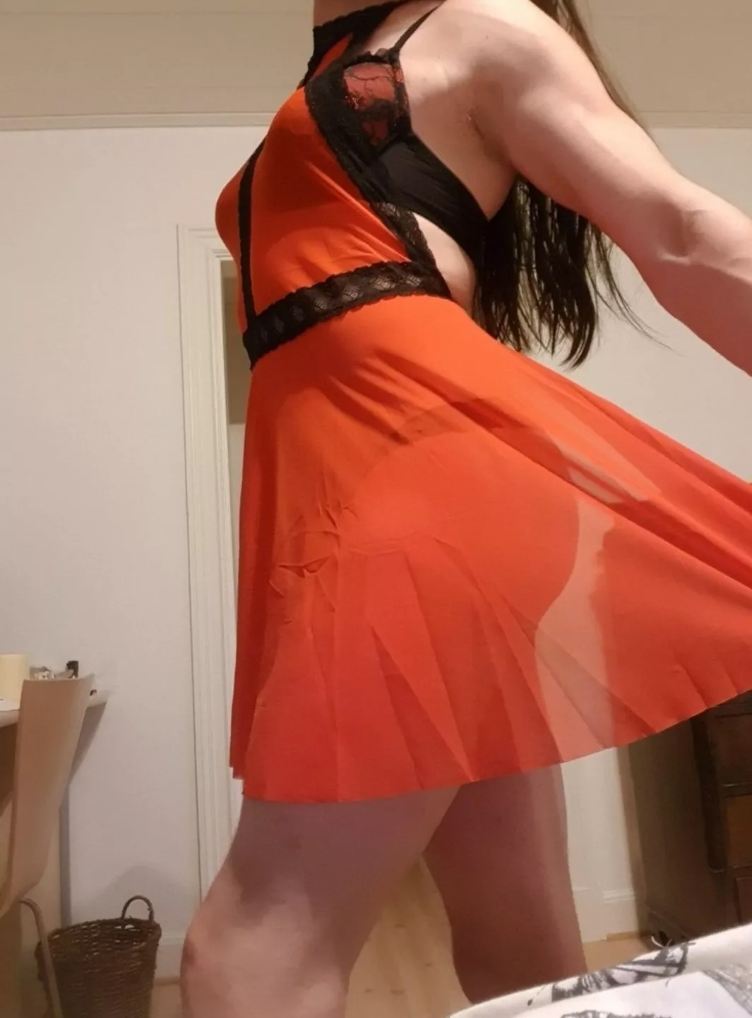 I need someone to bend over for me βΊοΈ I need someone to bend over for me βΊοΈ