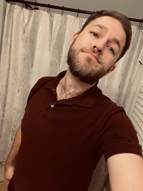 I need to trim my beard π³, haha. I need to trim my beard π³, haha.