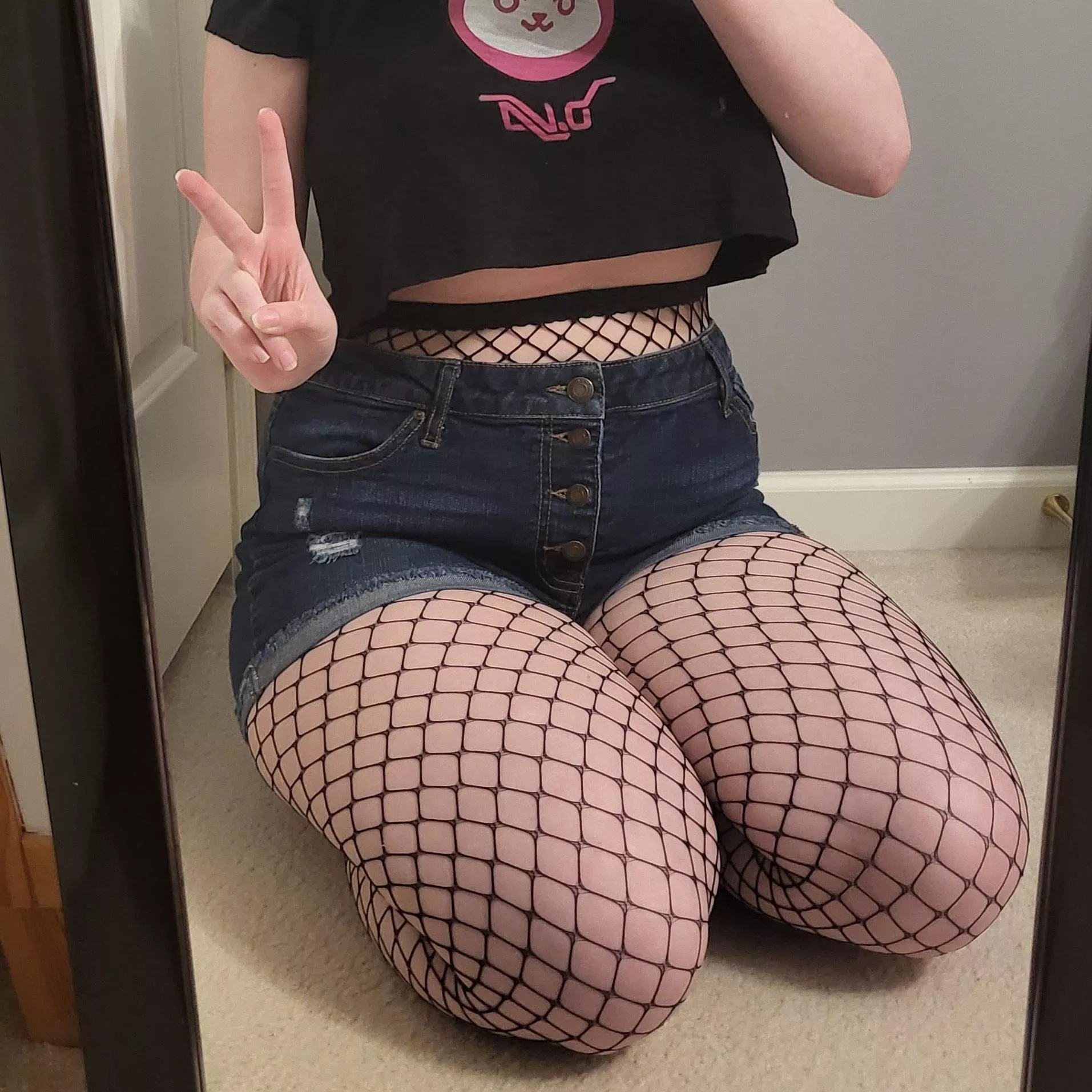 i need to wear crop tops more often