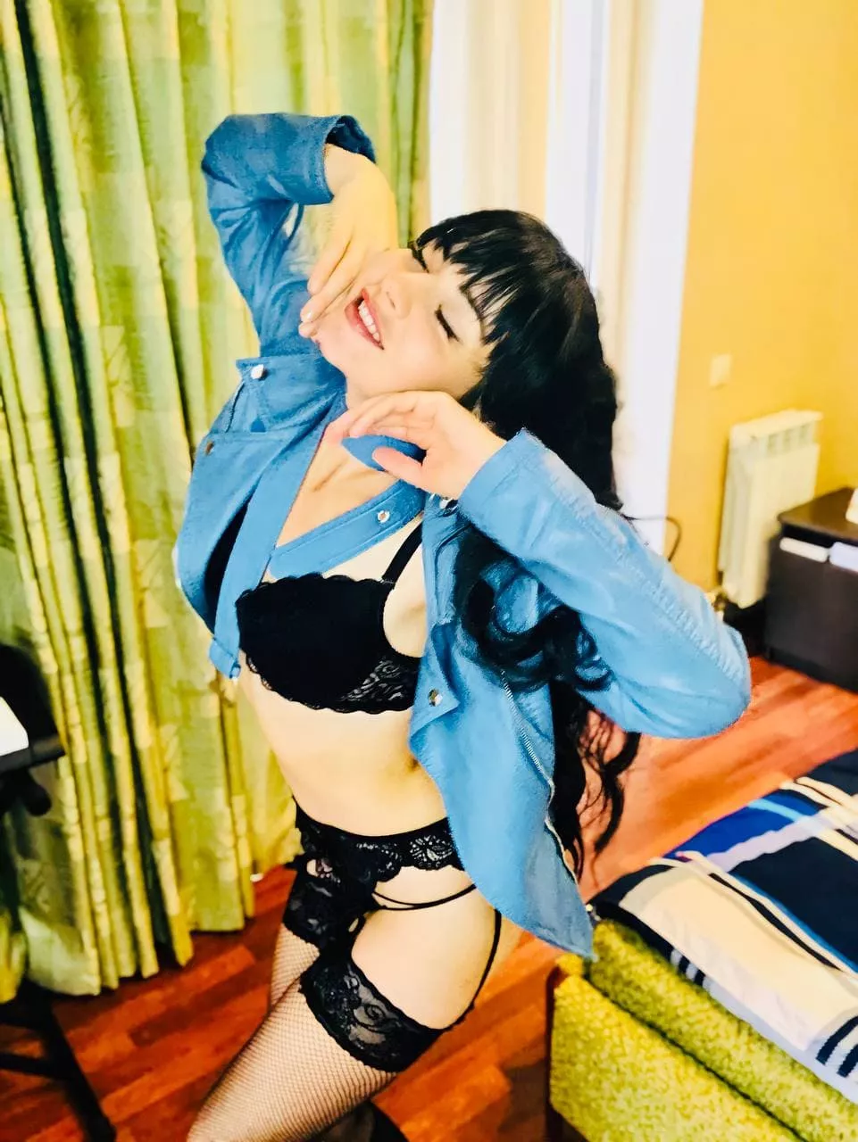 i need your hands on this boobs i need your hands on this boobs