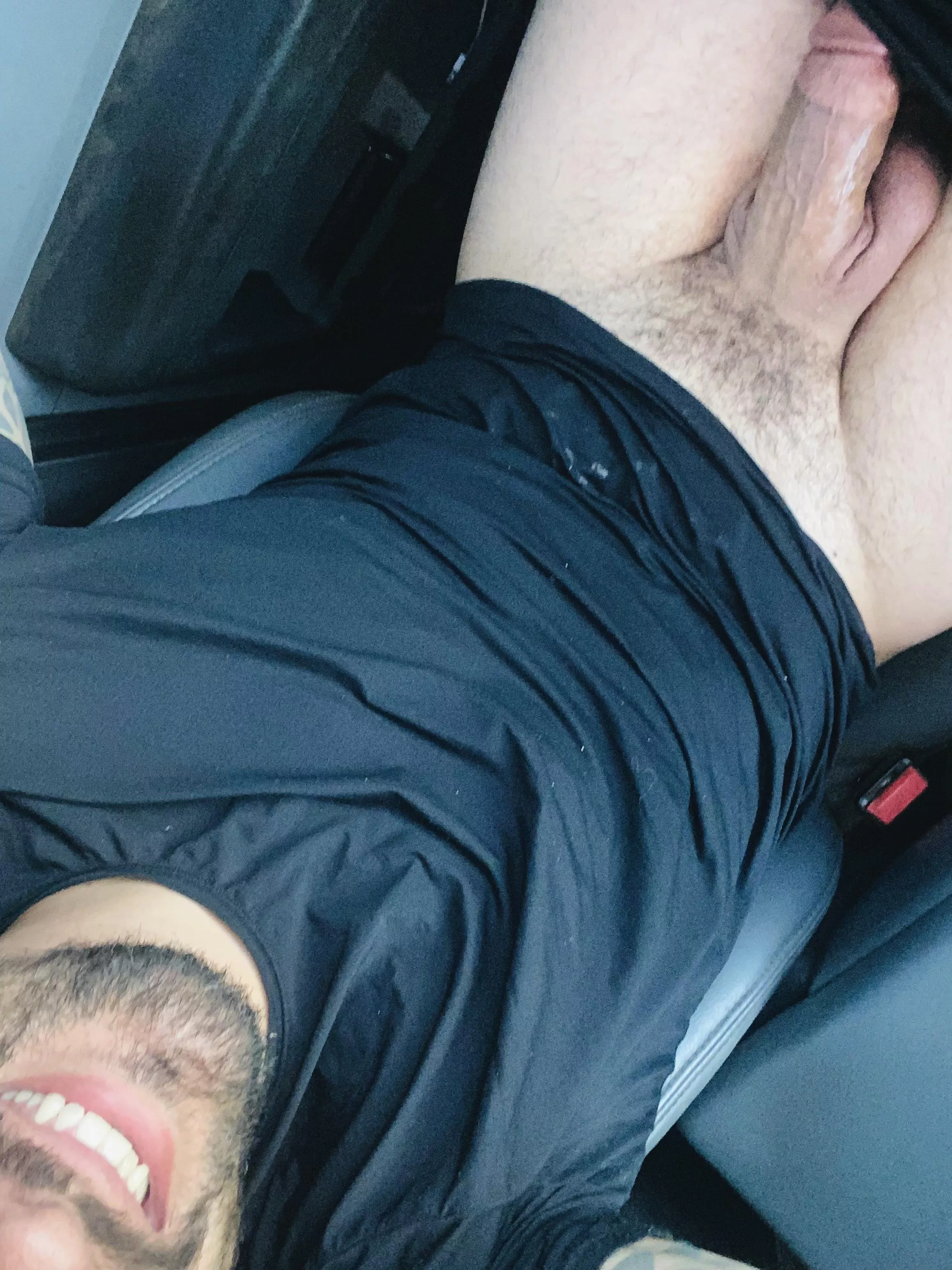 I never get any love here but I still come back💦