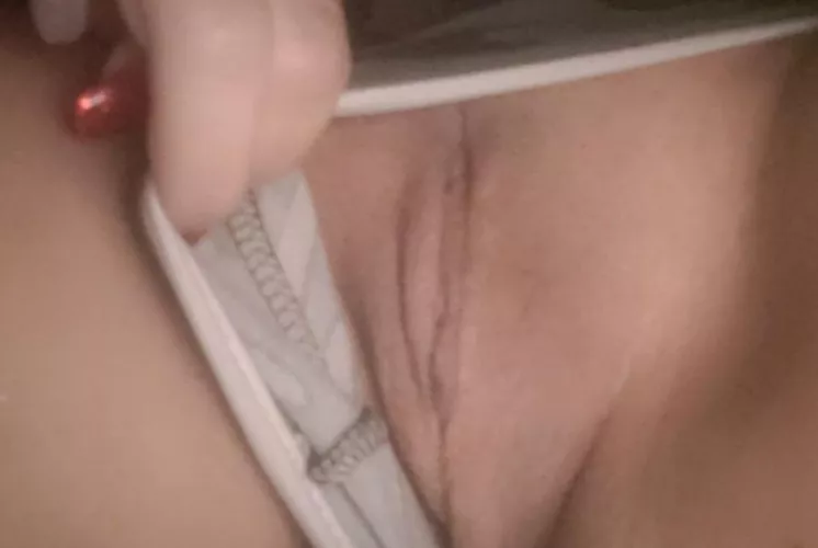 I never wear panties π I never wear panties π