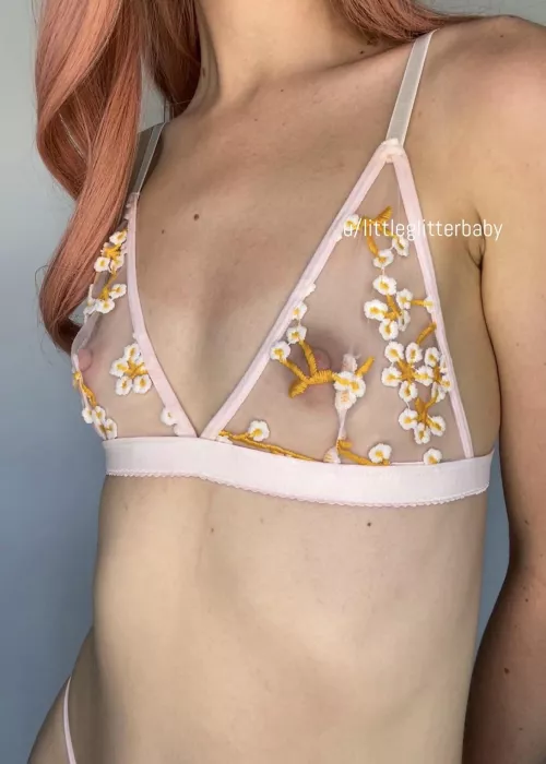 I noticed a lack of cute little tits in this subreddit!