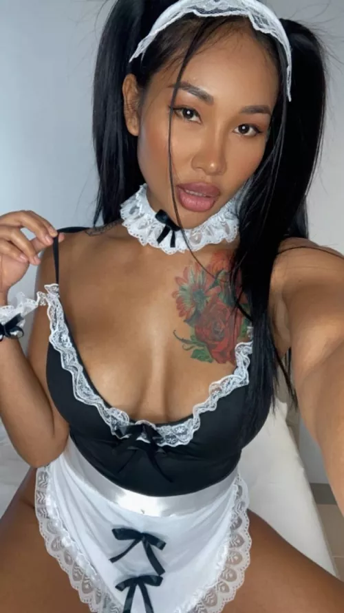 I only fuck older men who dont easily cums out