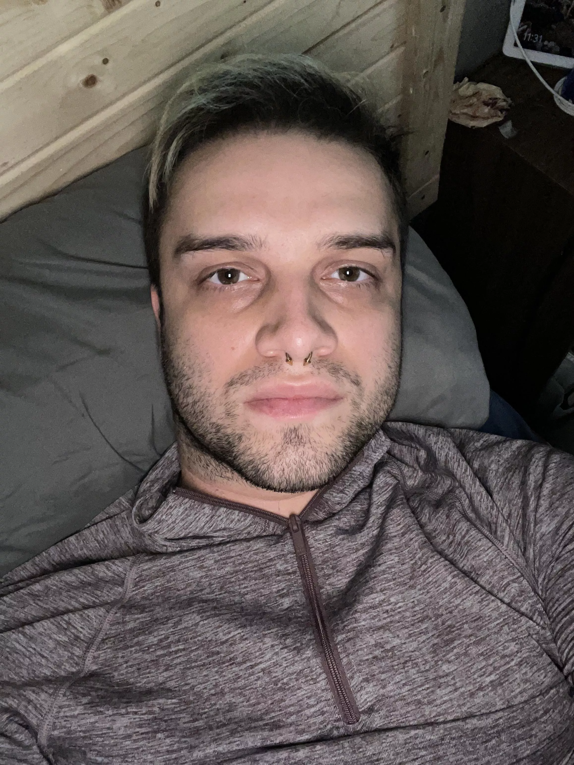I play destiny/overwatch/apex on Xbox. I play destiny/overwatch/apex on Xbox.