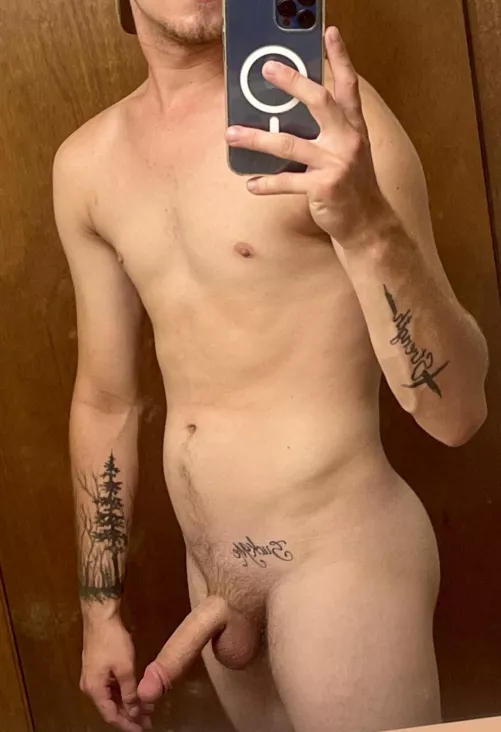 I prefer to top, but would you fuck my juicy ass? ๐
