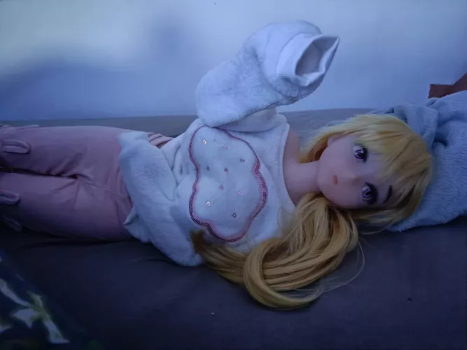 I prepped my darling for sleeping together, she couldnt be more cute and inviting