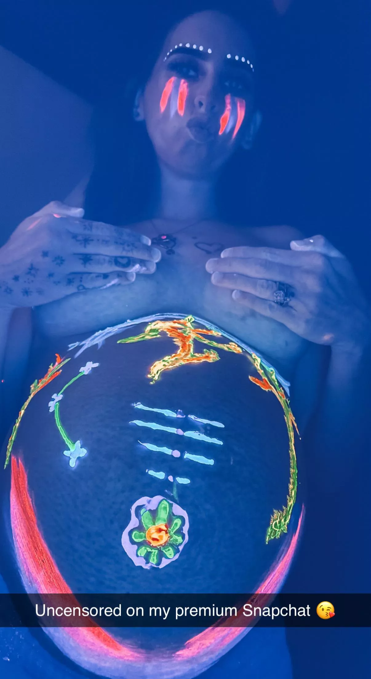 I promise I’m the wildest pregnant slut you’ll ever see 🤪 I promise I’m the wildest pregnant slut you’ll ever see 🤪