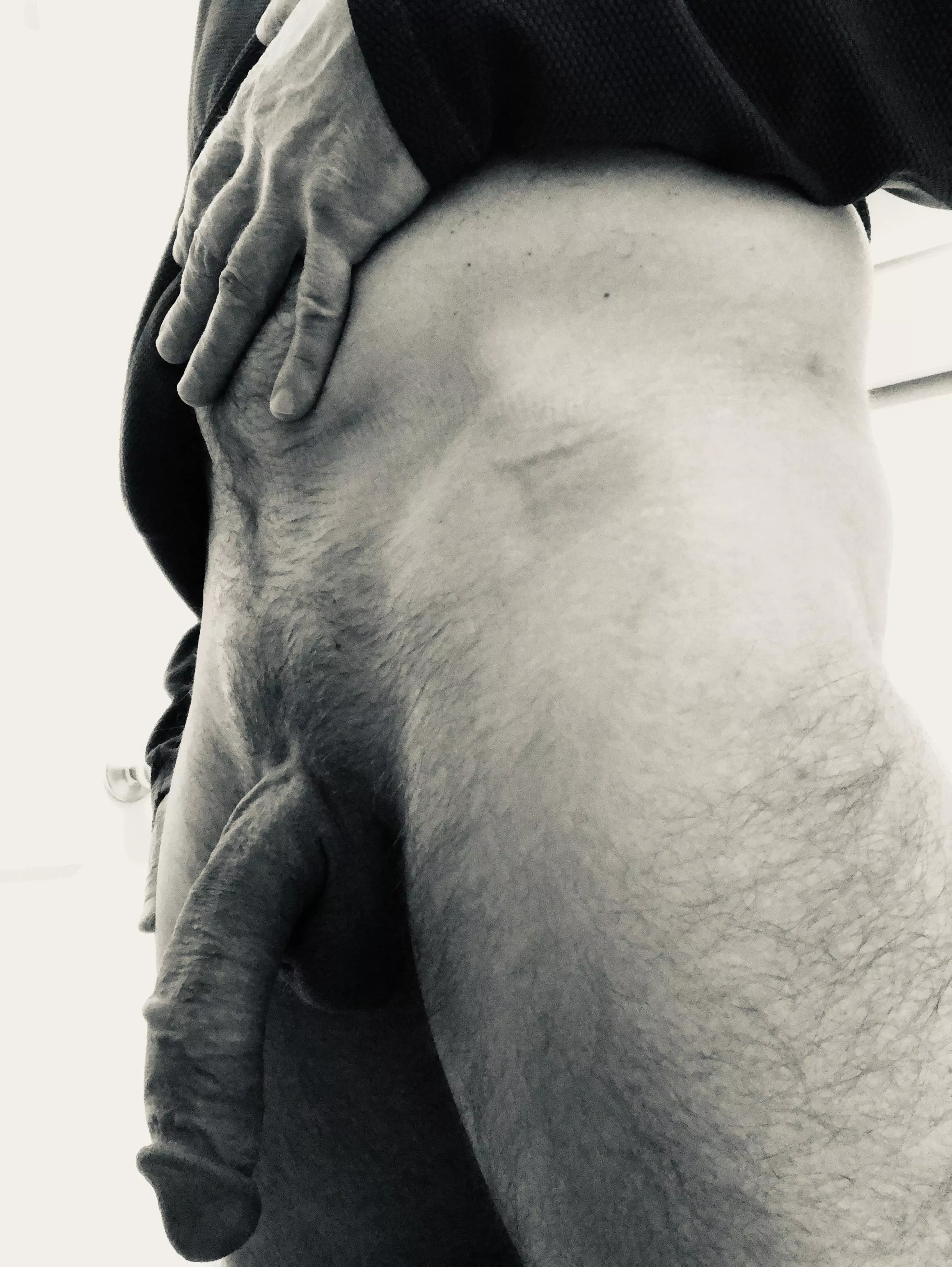 I ran out of time and the stores are all closed. I’m sorry this is the only gift I have for you. (50)