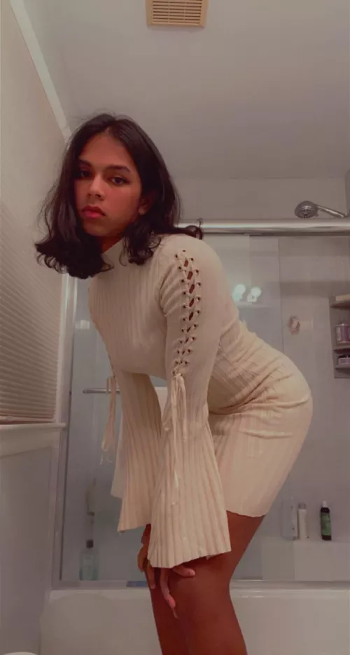 I really can’t get enough of this dress!!