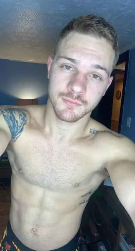 I really need my ass and mouth fucked! ๐ Whoโs gonna give me some dick?