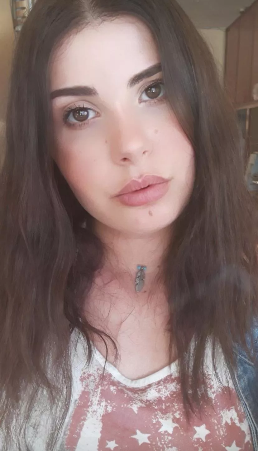 I really wanna see uncut cock on her face kik z9qhd I really wanna see uncut cock on her face kik z9qhd