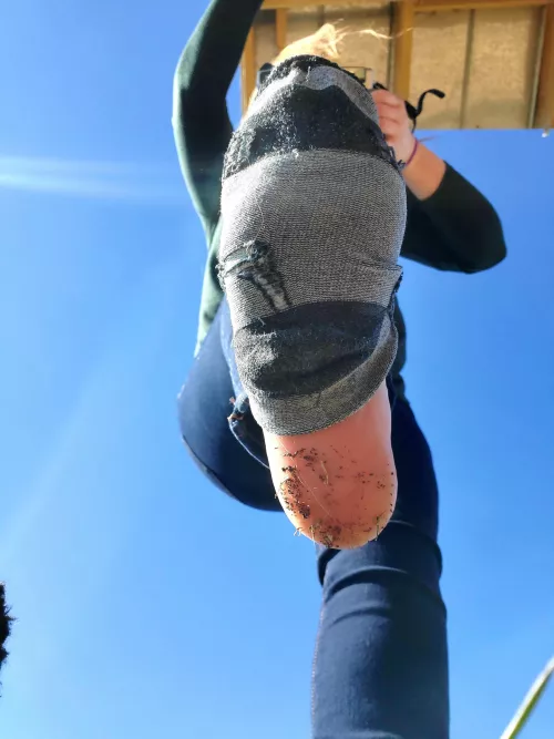 I see you down there... what are you waiting for.. finish what I started... and don't use your hands... π start this giantess weekend off right with a coffee...