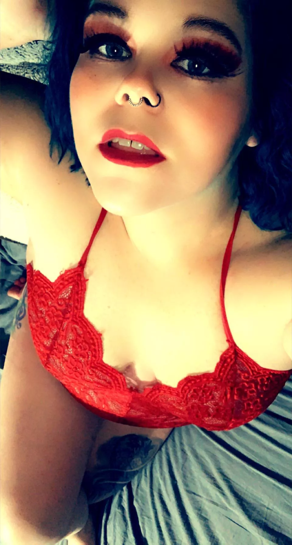 I send my selfies to my husband and guy friends just to see their reactions