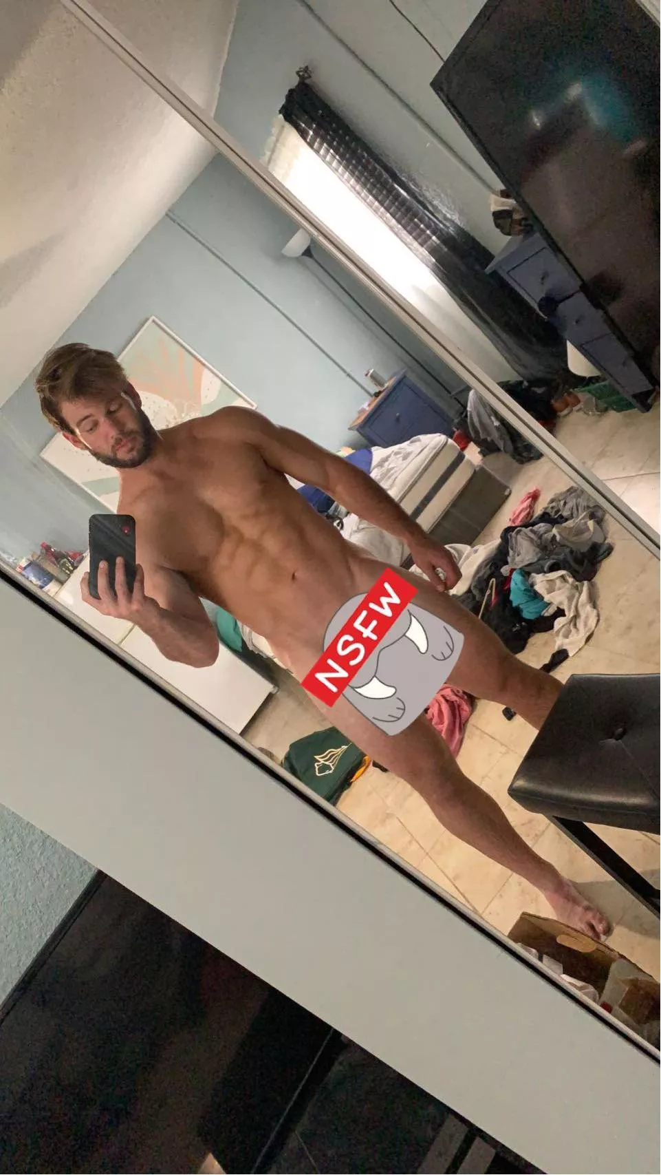 I should be cleaning my apartment instead 🤷🏻‍♂️