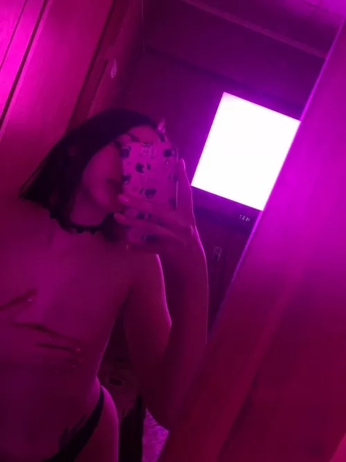 I squeeze my nipples, rub my lips and pussy and wait for you. 🍓🍒Are you ready to know my dirty fantasies?😋🔥More in Link Below