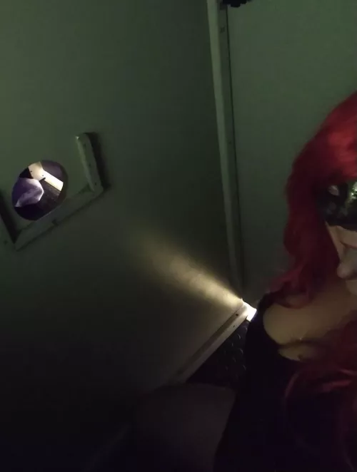 I stopped at sex shop off the express way on my travels yesterday around noon and they had video booths with glory holes π ..I posted that I was there on Grindr waited 10 min for them to flock in...sucked off 7 guys in 2 hours π€π€€πππ€« I'
