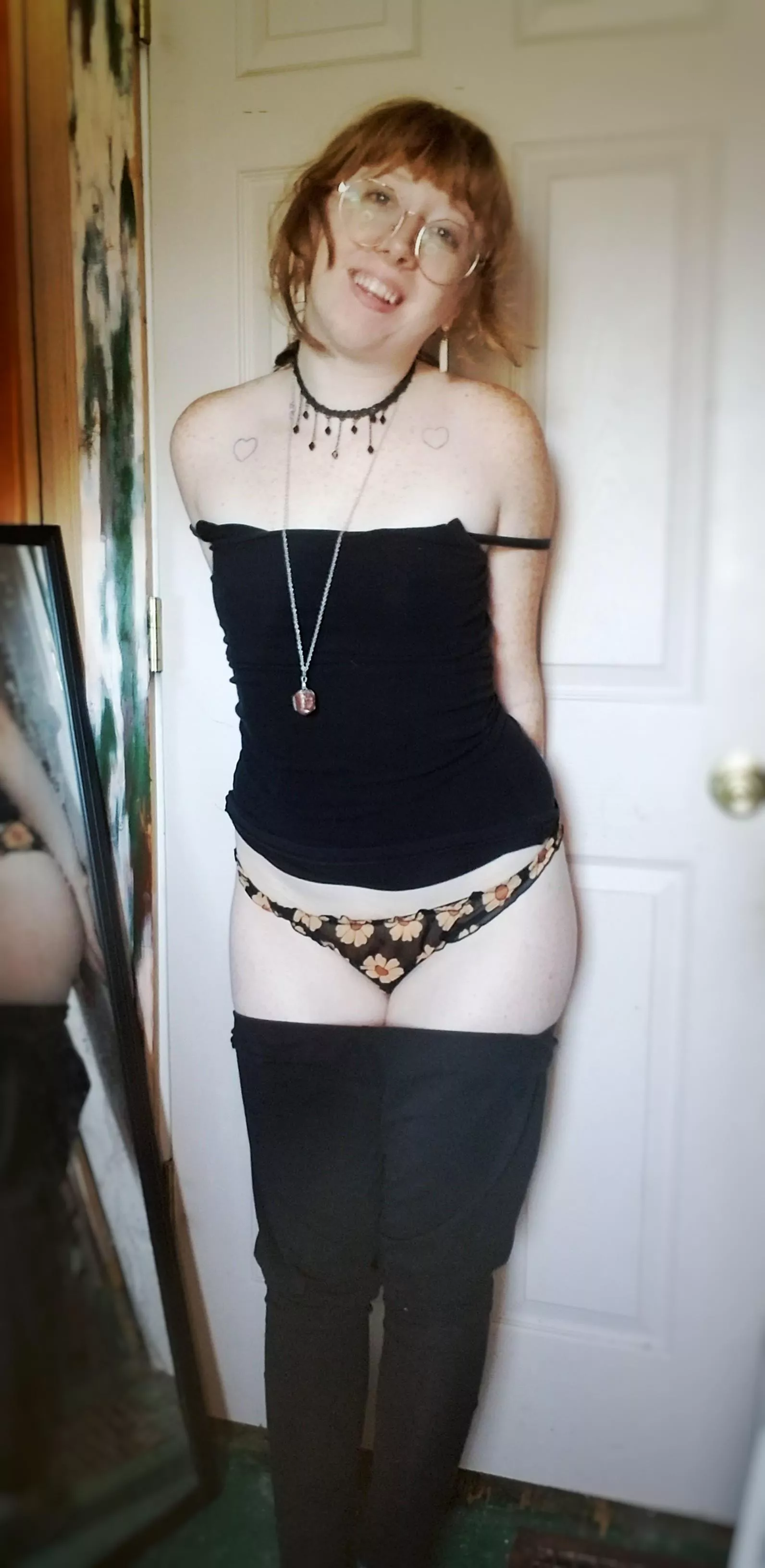 I swear I'm an innocent girl. I swear I'm an innocent girl.