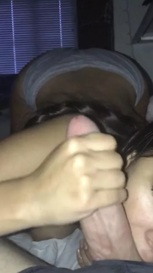 I think i look best when theres balls in my mouth and a cock in my hand, do you agree?