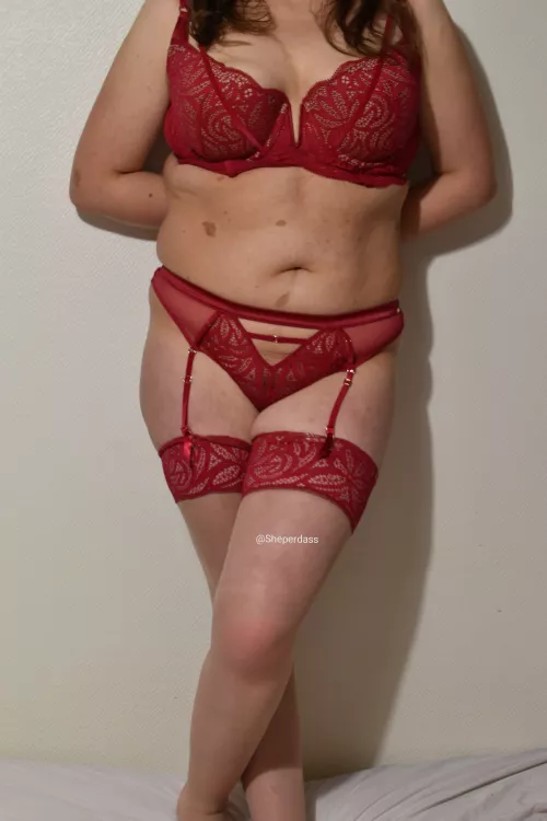 I think I look sexy in this set. 😍