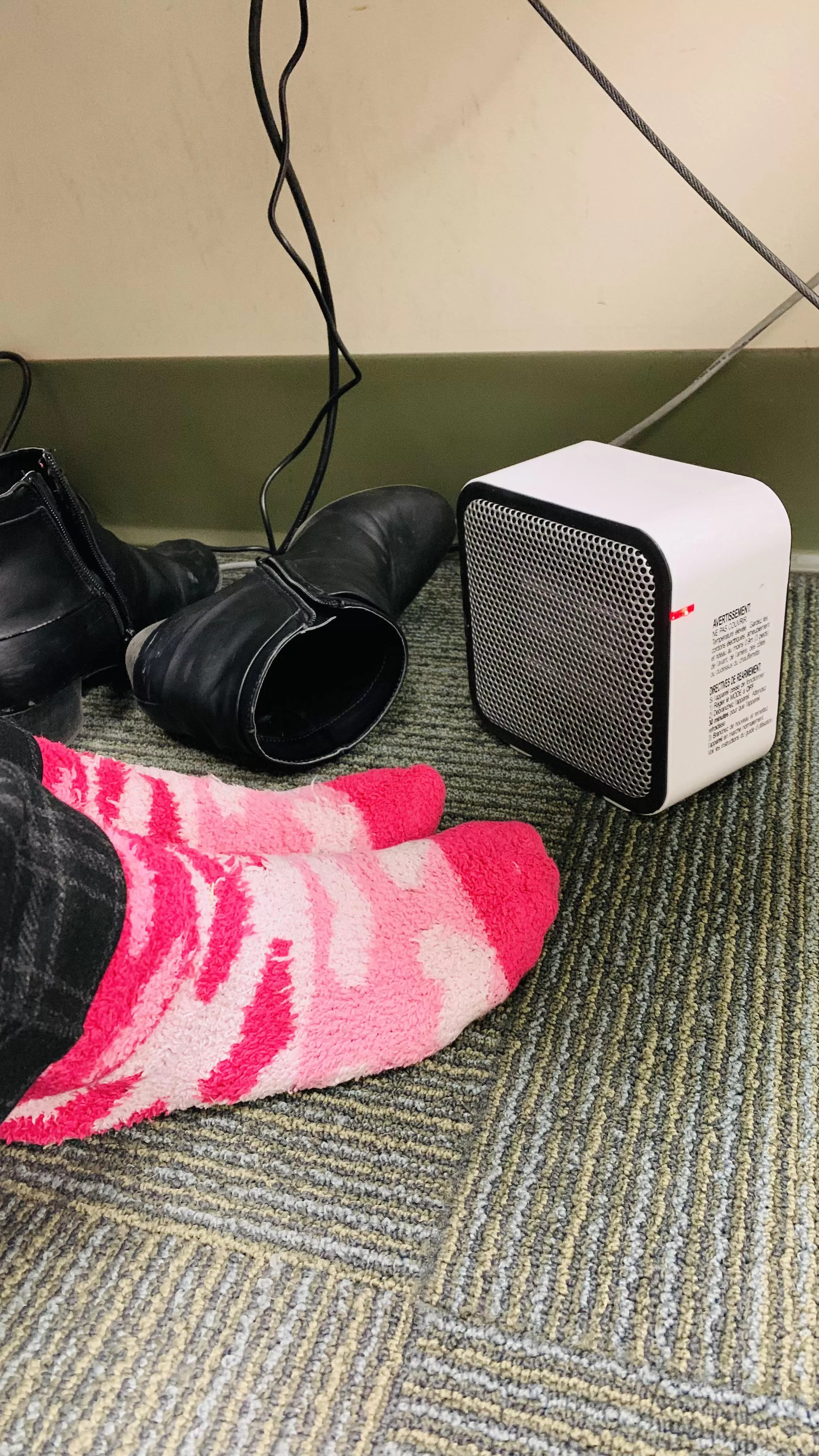 I think I may have to stop using the space heater to warm my feet at work, my coworkers are starting to complain about the smell 😕