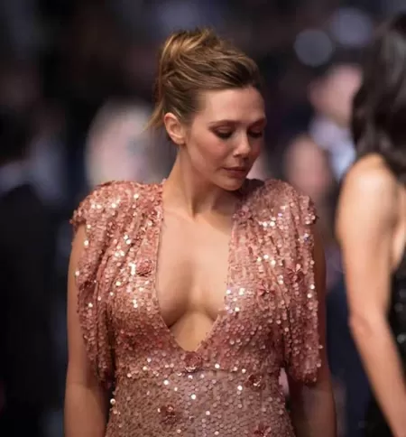 I think I'm gonna be edging all night to Elizabeth Olsen, she has me so horny... I think I'm gonna be edging all night to Elizabeth Olsen, she has me so horny...