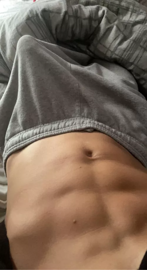 I think it’s peeking through 👀