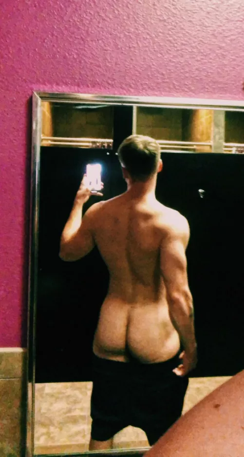 I think the squats are paying off ;)