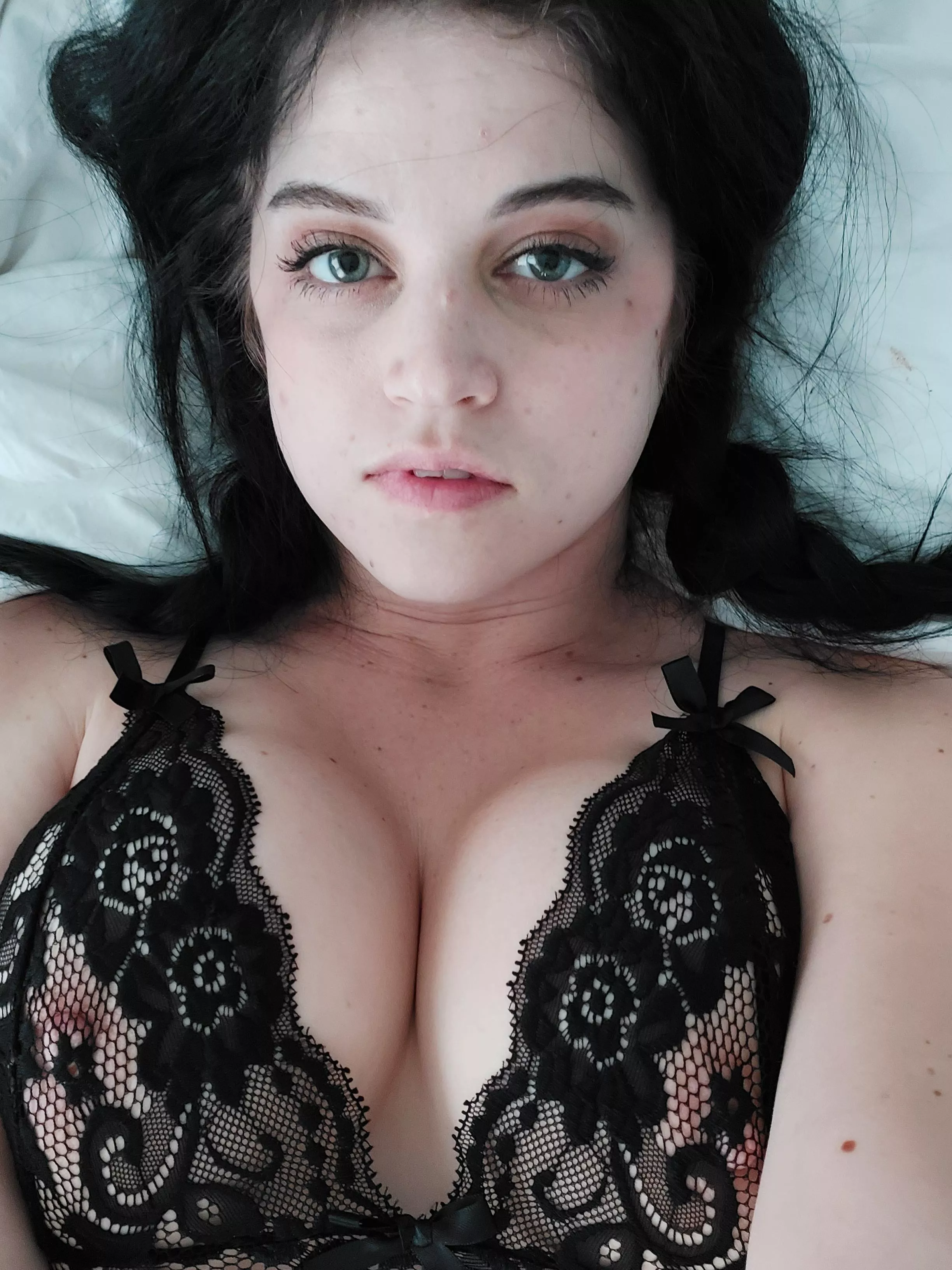 I think they change color. But here are my Grey/blue/green eyes. I think they change color. But here are my Grey/blue/green eyes.