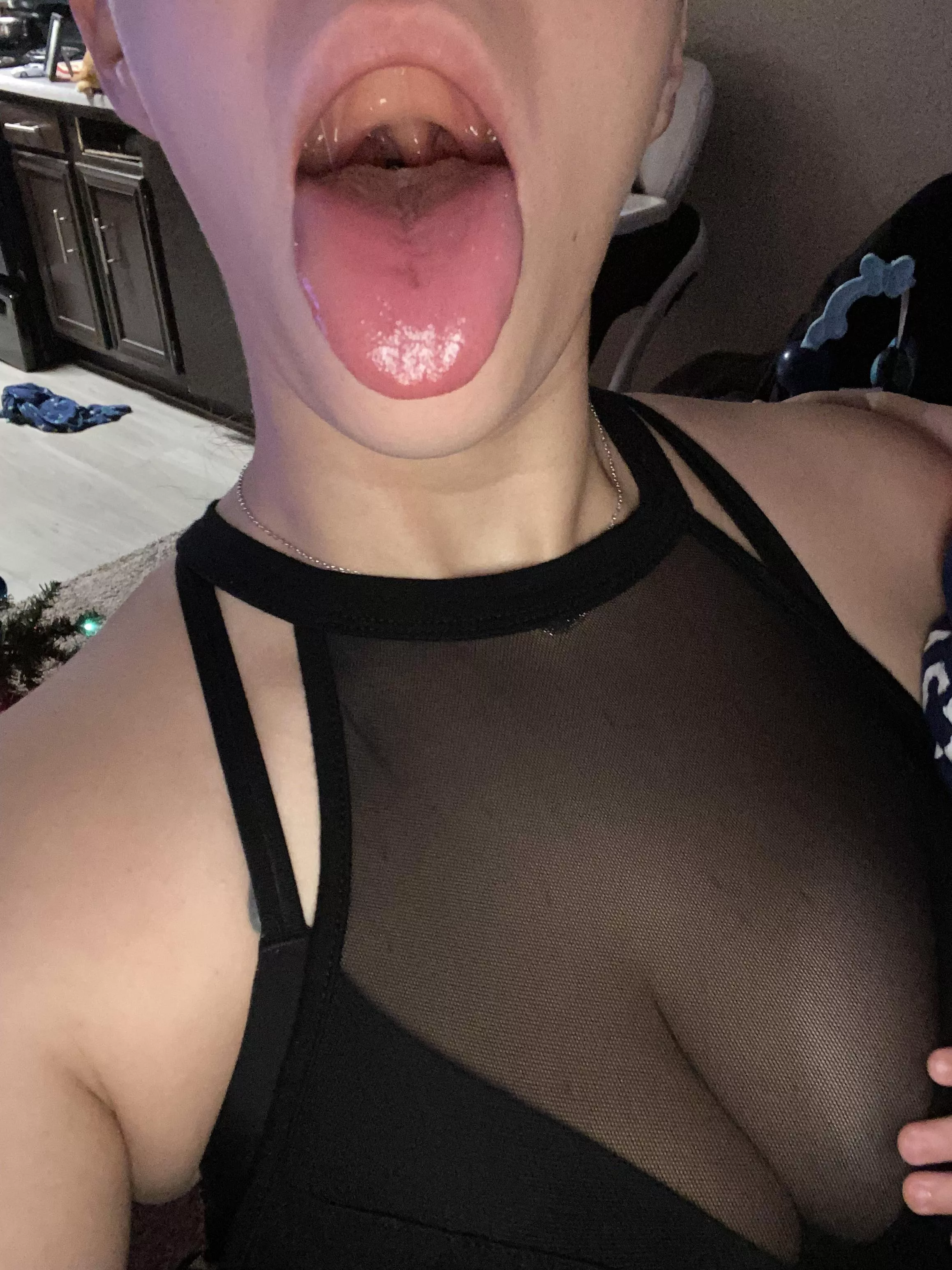 I think this face makes me look super slutty ;) I like it 😂