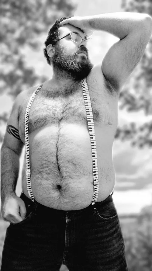 I think this photo is hot! What do you think? I think this photo is hot! What do you think?