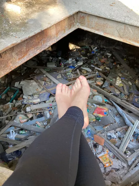 I think this place is absolutly not for my soft feet😱 Isnt it?😈