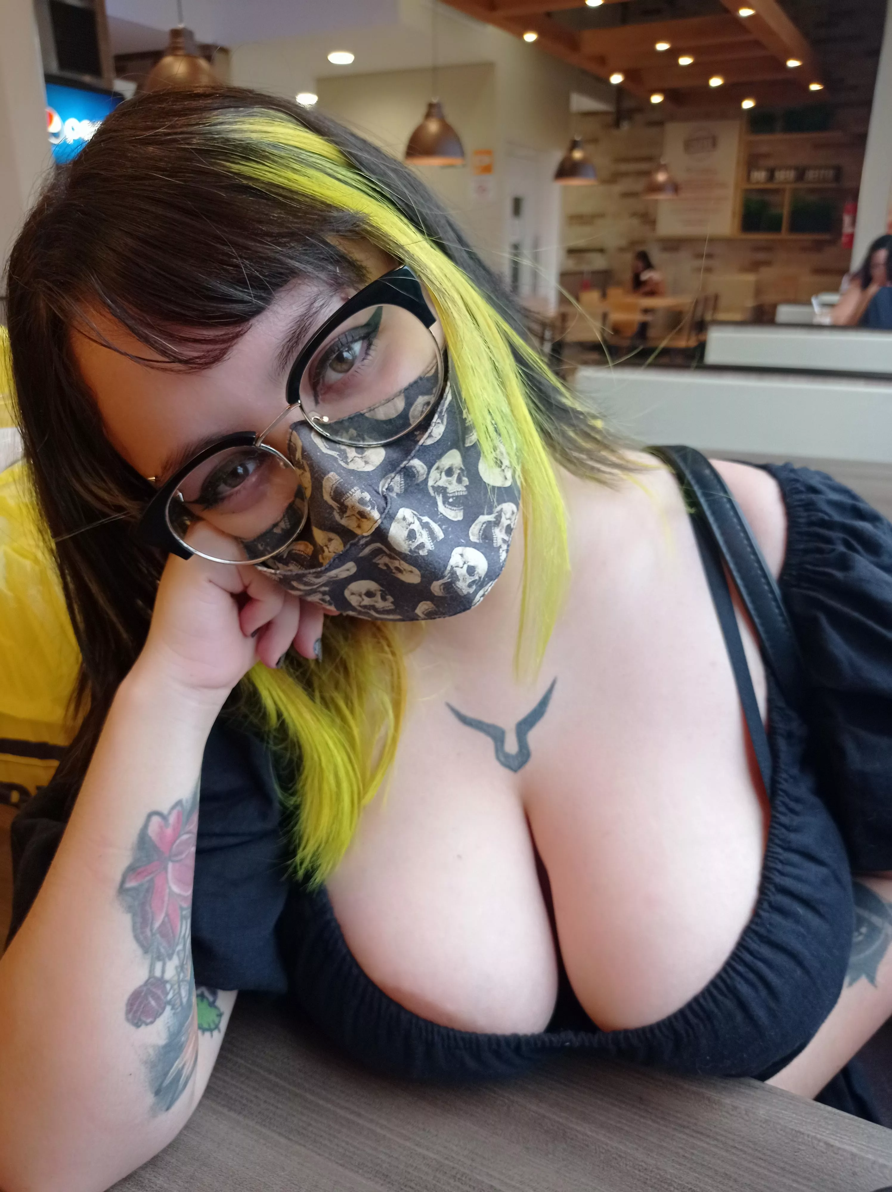 I took this pic for Insta but someone decided to pop out so now it's on Reddit I took this pic for Insta but someone decided to pop out so now it's on Reddit