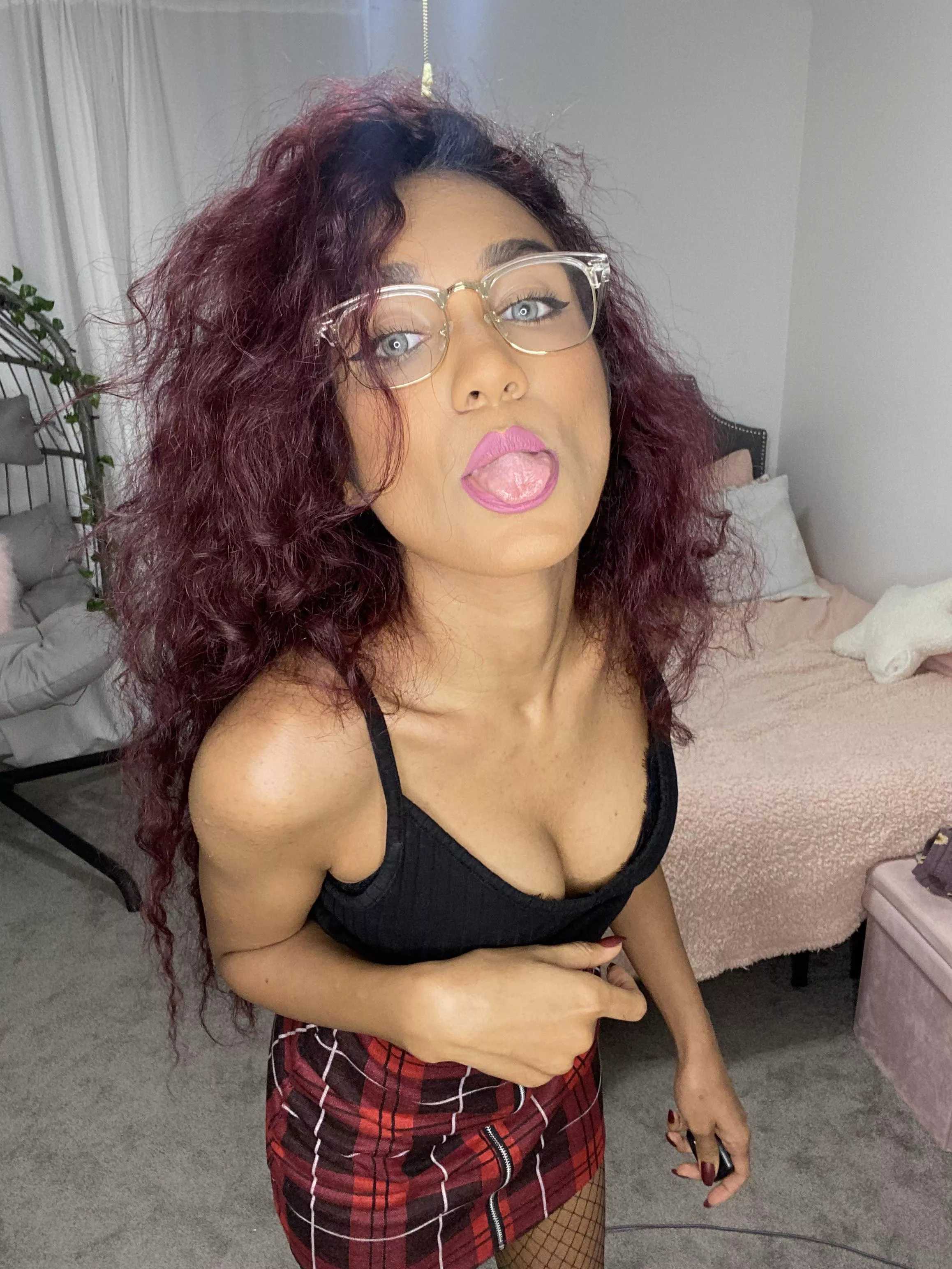 I took this with a self timer so it’s a selfie 😂 what do you think? ❤️