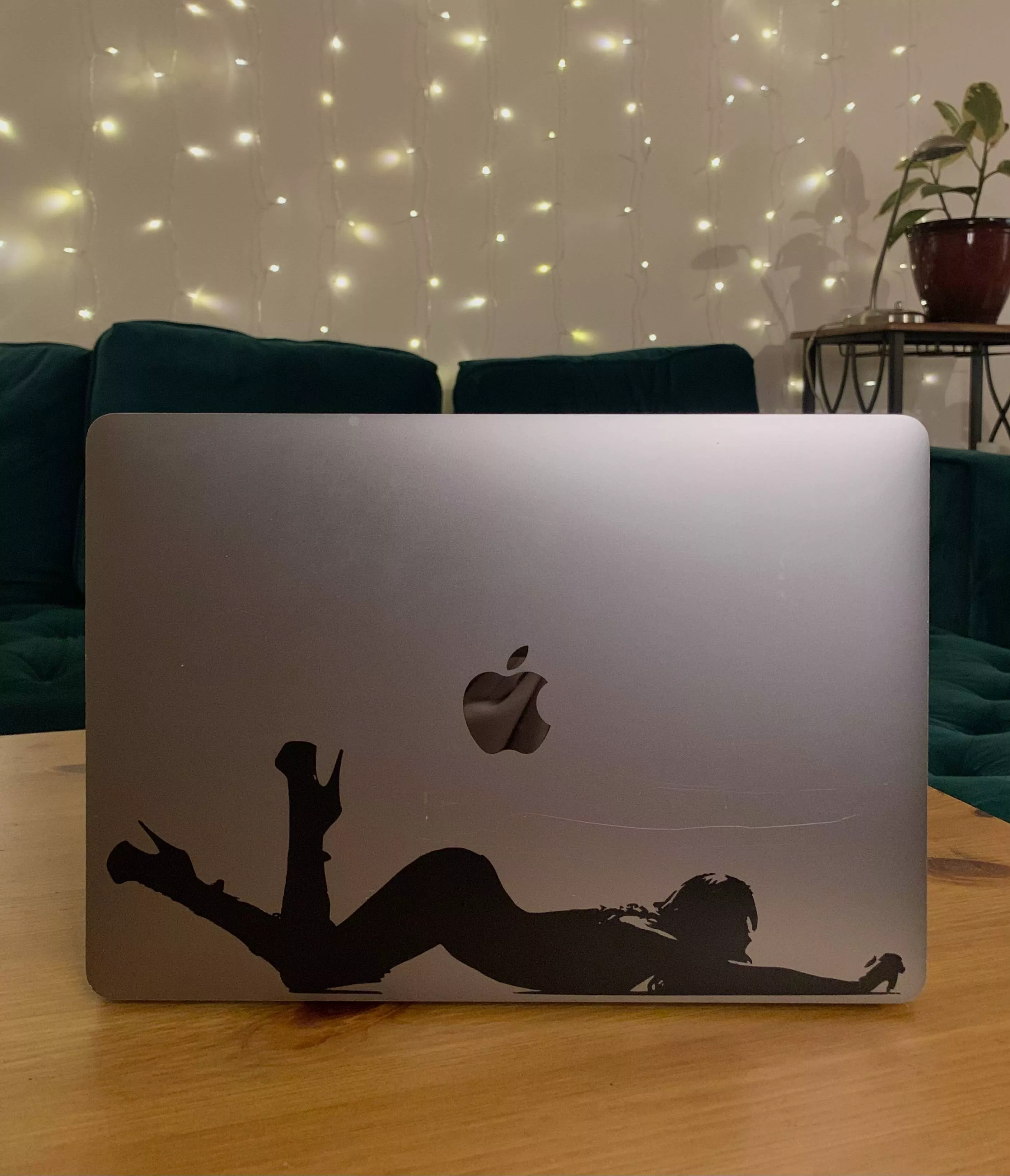 I turned myself into a sticker! Laptop, mirror, car, stick me anywhere you want 😉